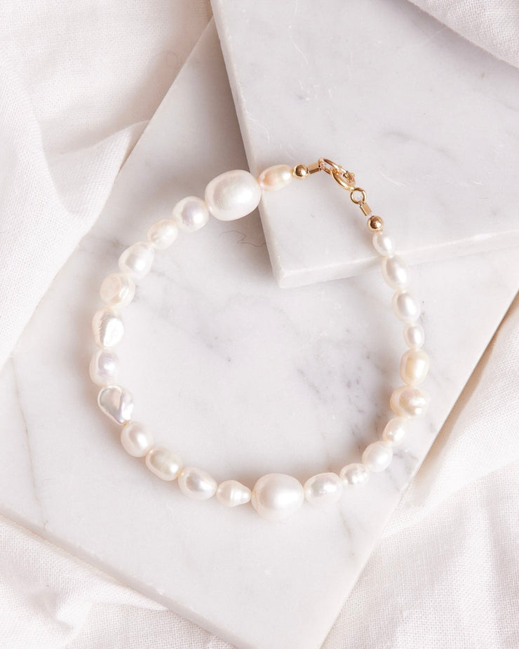 Mixed Pearls Bracelet